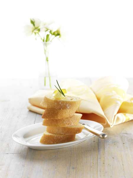 Glutenfreies Baguette zum Aufbacken knusprig frisch in 10 Minuten