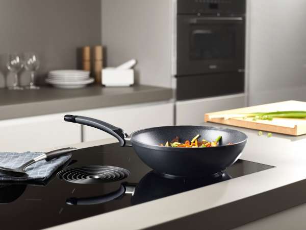 Fissler Wokpfanne 28 cm - Adamant für alle Herdarten