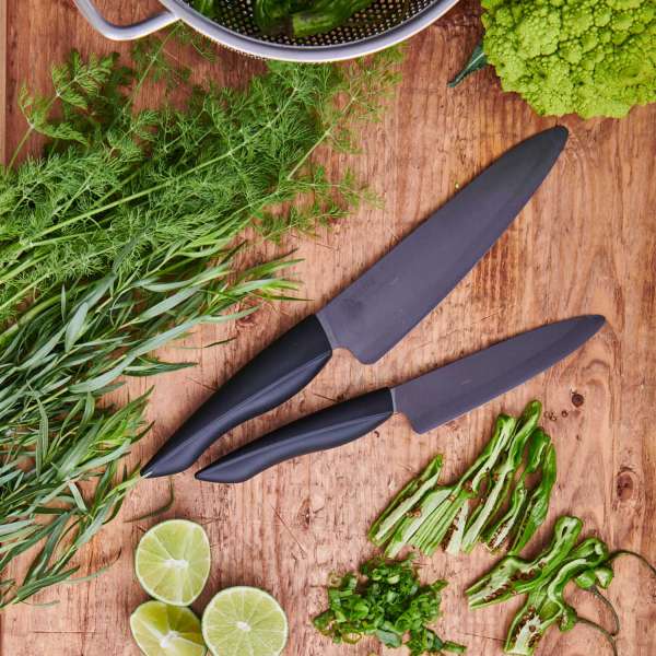 Extrem scharfe, schwarze Keramikmesser Shin black von Kyocera