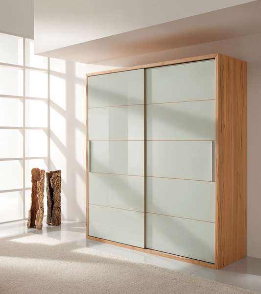 Saturn Schwebetürenschrank Echtholz aus Buche, Glasfront in weiß Saturn Schwebetürenschrank Echtholz aus Buche, Glasfront in weiß