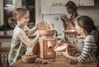 Vorschau: Getreidemühle Komo Fidibus Classic zum Mahlen von Getreide Vorschau: Getreidemühle Komo Fidibus Classic zum Mahlen von Getreide