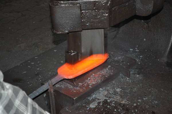 Schmiedeeiserne Bratpfanne von Turk für hohe Temperaturen