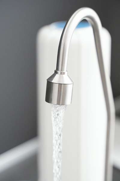 Alvito Auftisch-Wasserfilter Set Pure mit Filtereinsatz