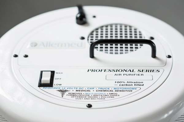 Allermed Auto Luftreiniger gegen Gerüche, Staub & Pollen