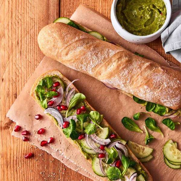 Glutenfreies Baguette zum Aufbacken knusprig frisch in 10 Minuten