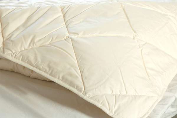 Kapok Steppdecke für Sommer & Übergangsjahreszeit