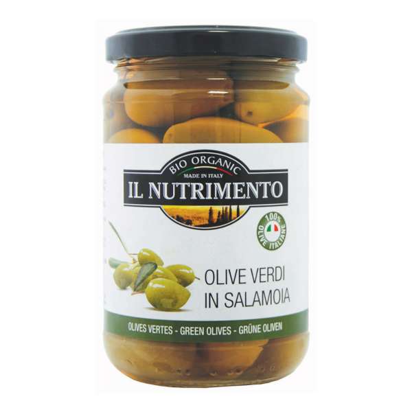 Grüne Oliven mit Kern, typisch italienische Antipasti servieren Grüne Oliven mit Kern, typisch italienische Antipasti servieren