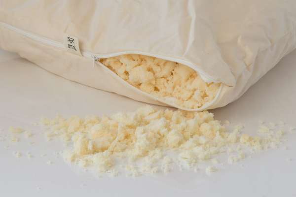 PureNature Latexflocken-Kissen mit verstepptem Bio-Baumwollbezug