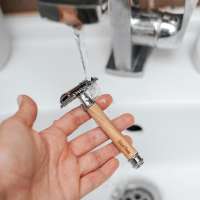 Vorschau: EcoYou Rasierhobel Olivenholz Holzgriff - für plastikfreies Badezimmer Vorschau: EcoYou Rasierhobel Olivenholz Holzgriff - für plastikfreies Badezimmer