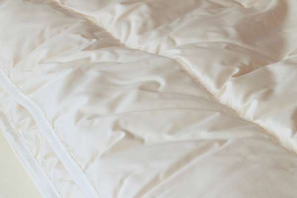 PureNature Seide Bettdecke Sommer leicht für erholsamen Schlaf