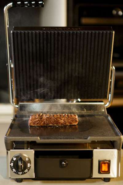Milantoast Kontaktgrill keramikbeschichtet, bis 300 °C